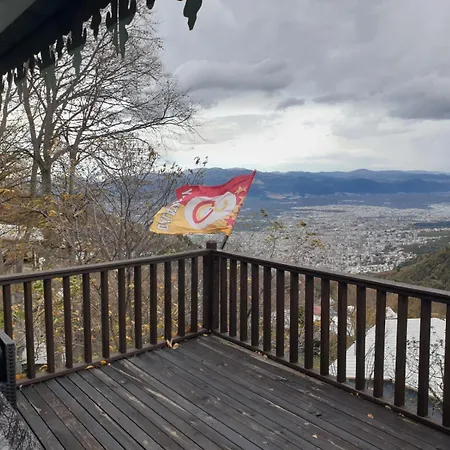 Uludag Ve Bursa Manzarali Lueks Dag Evi
