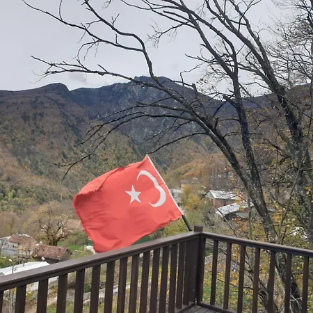 Hotel Uludag Ve Bursa Manzarali Lueks Dag Evi